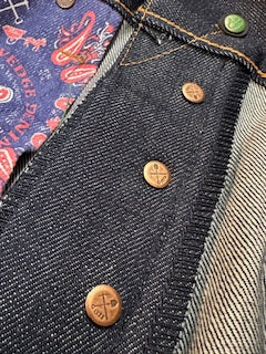 tack buttons